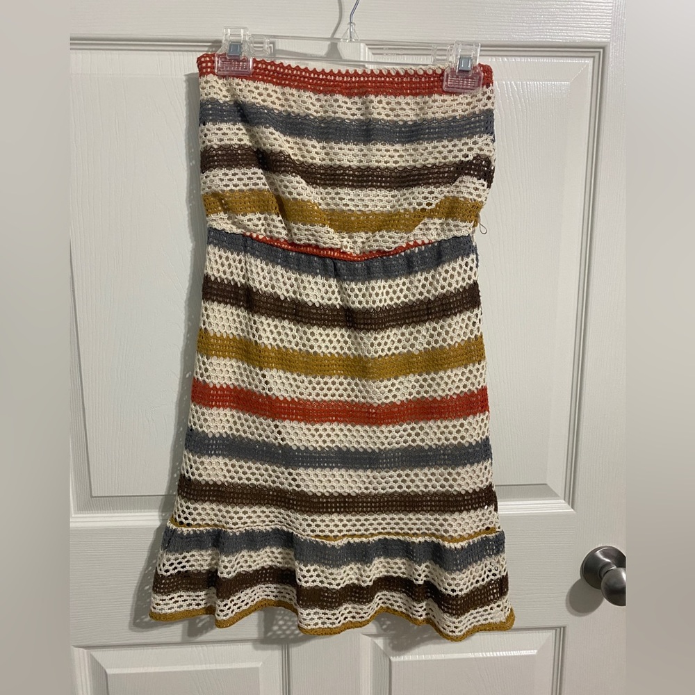 Beautiful Strapless dress excellent condition size Small